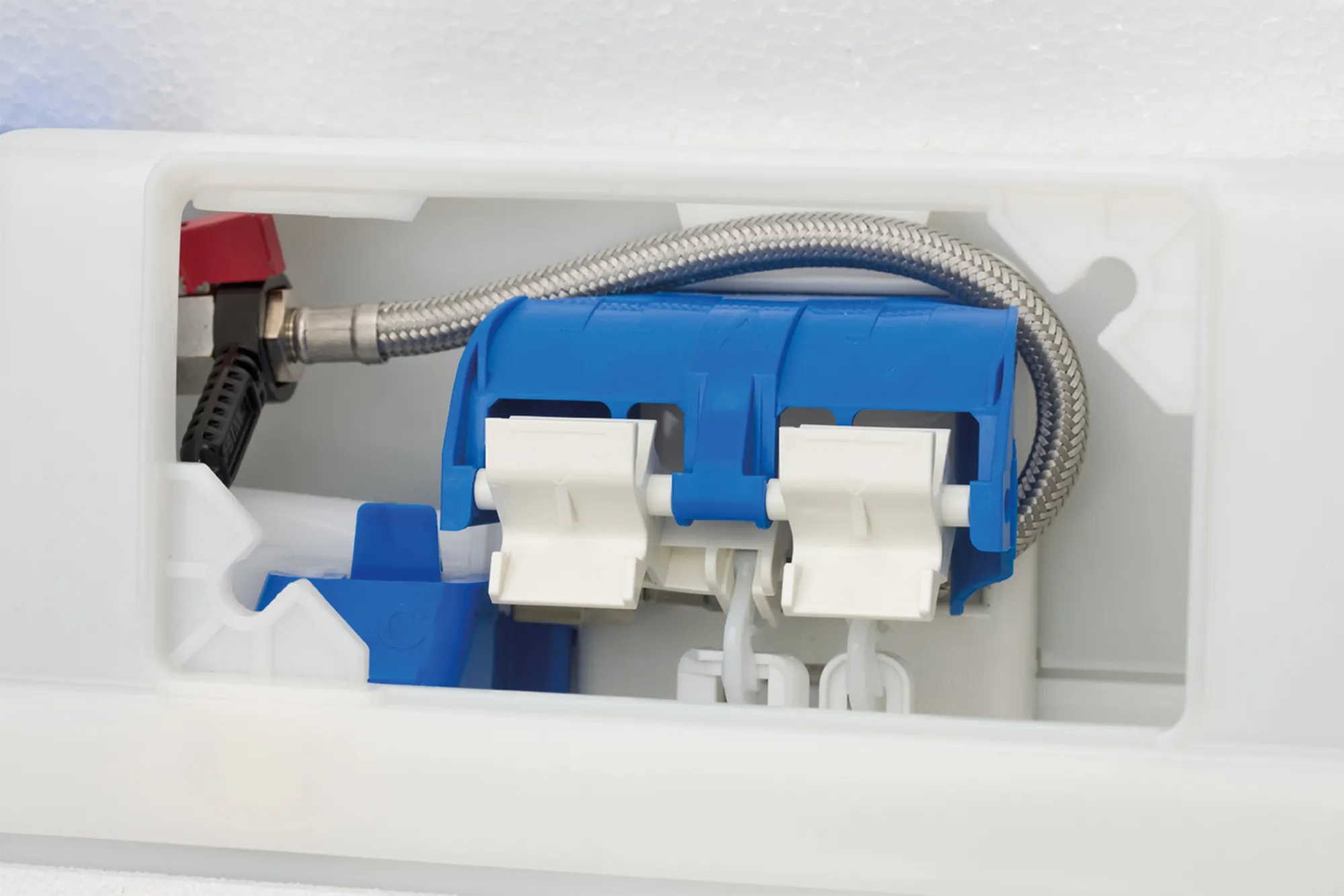 Objemka s krmilnimi kavlji, mehanska, splakovalnik 6052